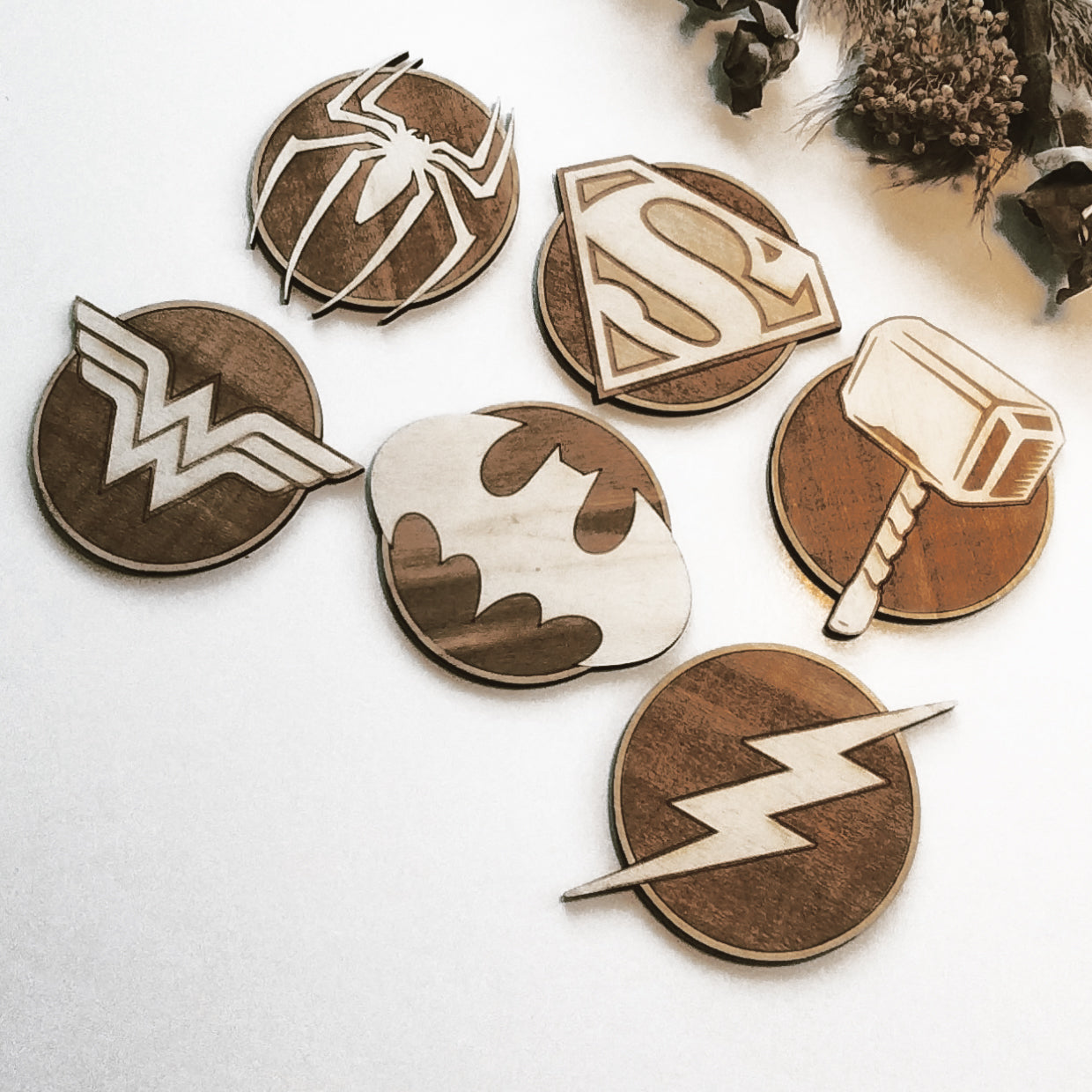 Set of 6 Superheroes Wooden Coasters - Handmade Gift - Housewarming - Wood Kitchenware-1