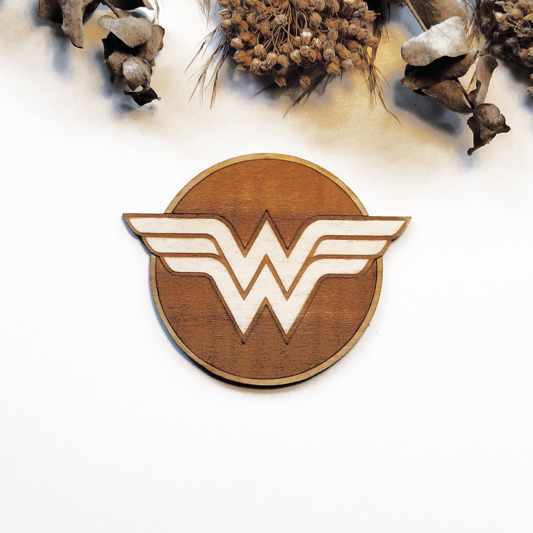 Set of 6 Superheroes Wooden Coasters - Handmade Gift - Housewarming - Wood Kitchenware-3