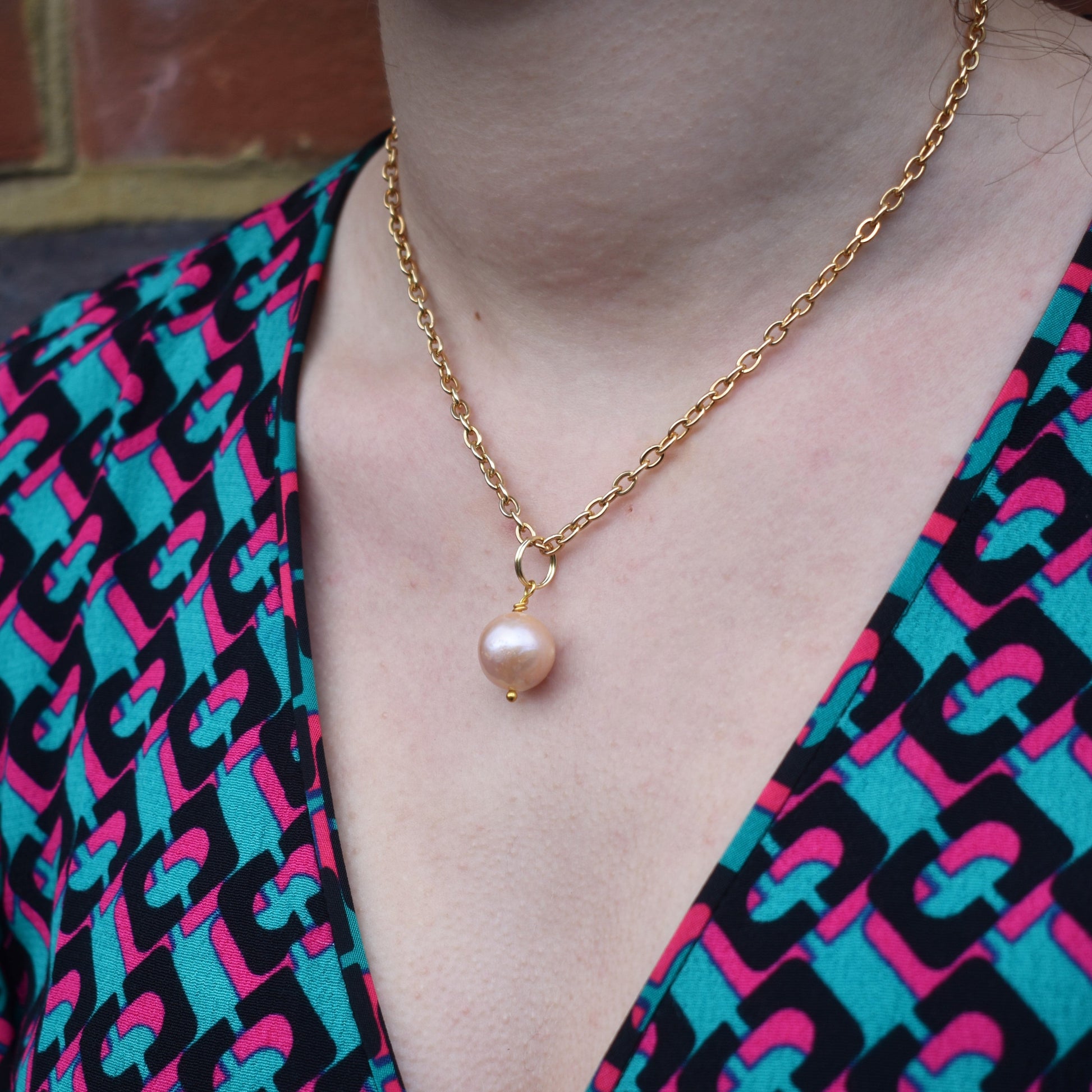 Pink freshwater pearl pendant necklace | by Ifemi Jewels-1