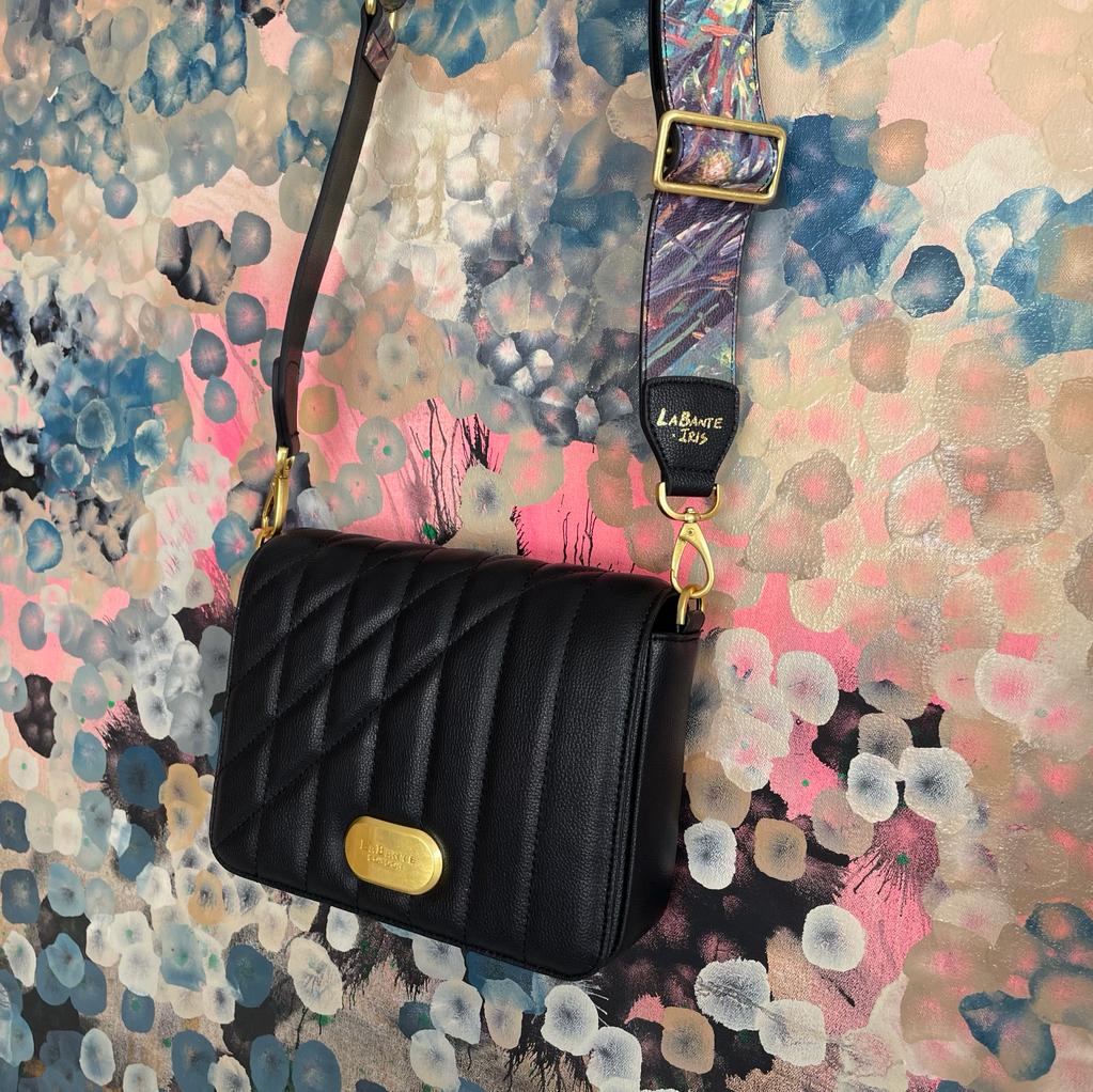 Iris Shoulder Bag in Black-8